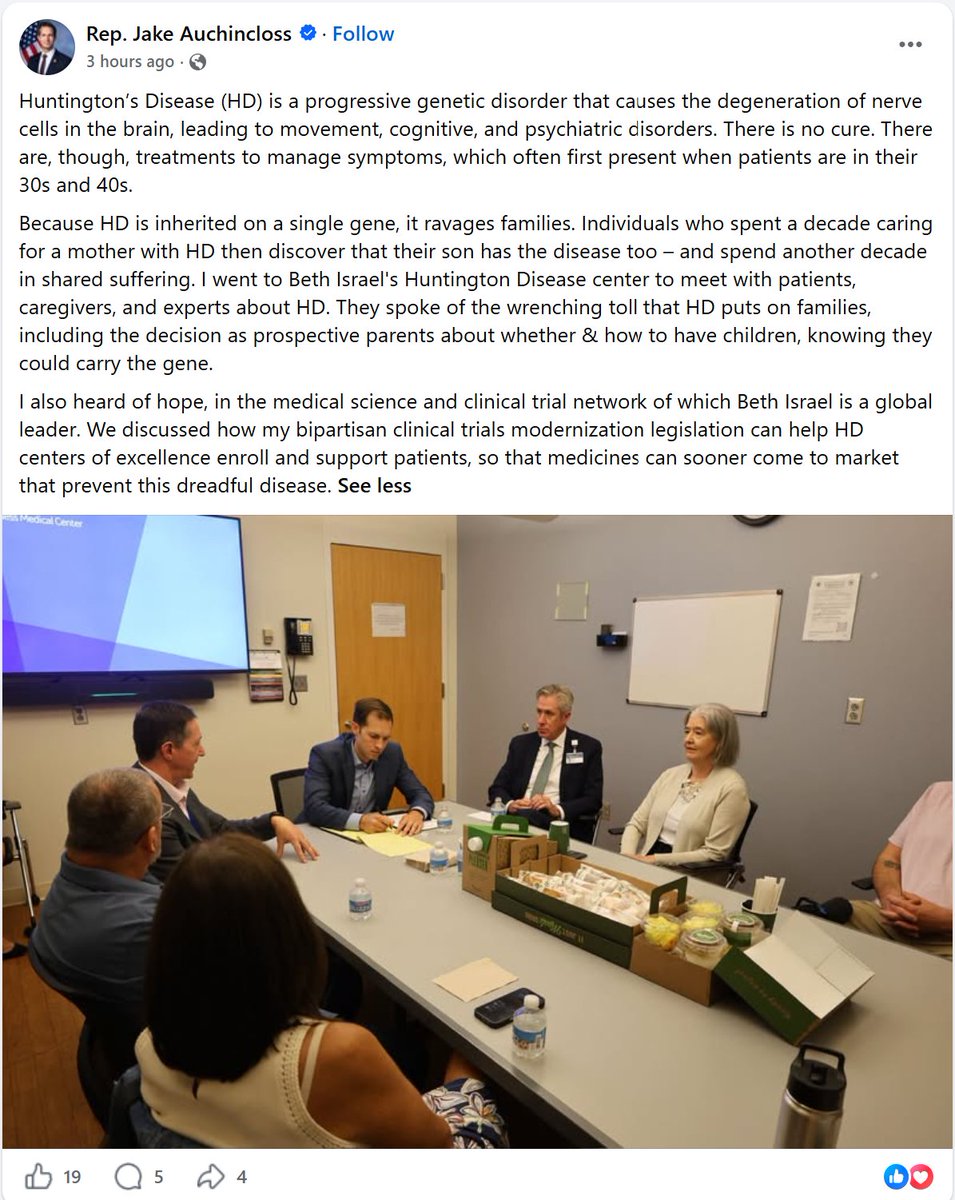 Master_SeaSeo's tweet photo. THIS is the kind of lawmaker people actually need.

Meeting patients and frontline clinicians at the Huntington's center to cut bureaucratic red tape and push for faster access to life-changing therapies. Leadership that truly listens. 🏛️👏 $QURE https://t.co/F0lD4diddu