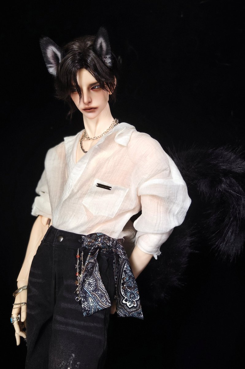unique_killua's tweet photo. いつだってネコ🐱

👕@m_de_h
👖@theo___dore

#bjd https://t.co/FJ2meBe8qB