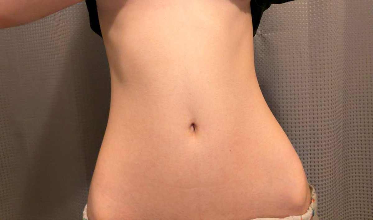 ohsoodizzy's tweet photo. ok im losing the weight i gained but can my ribs show more plz #bodycheck https://t.co/NJavfLKsp7