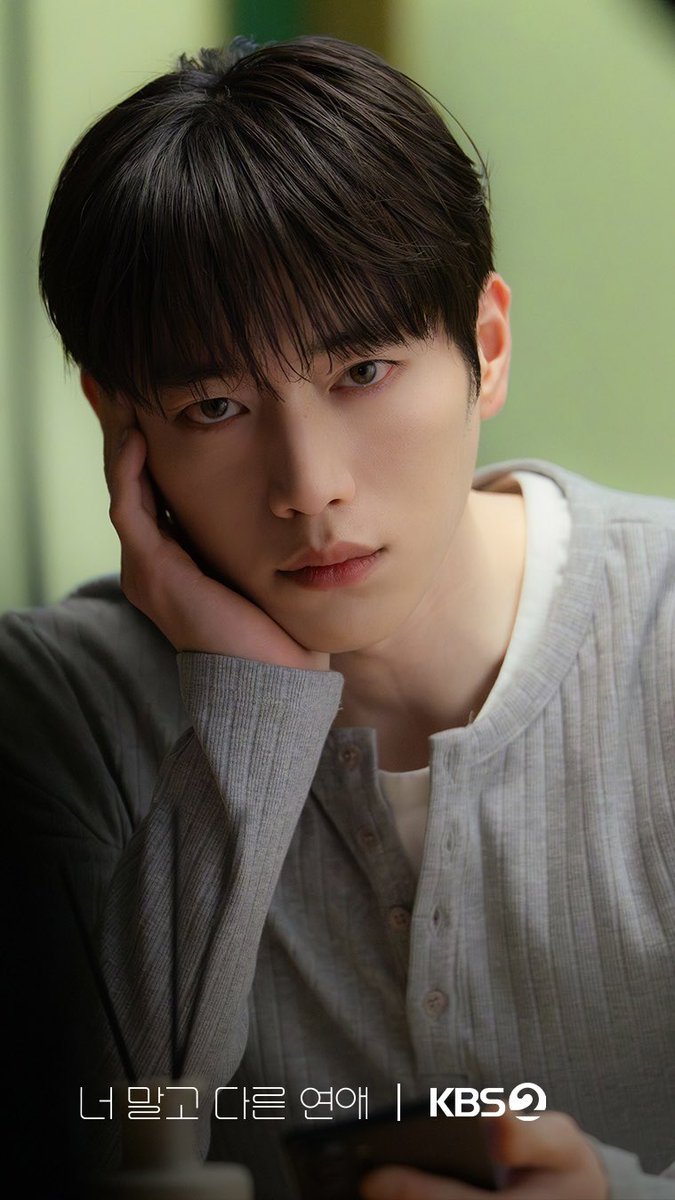 ilikehandsomee's tweet photo. 서강준 얼굴.. https://t.co/PAYK1I8VB3