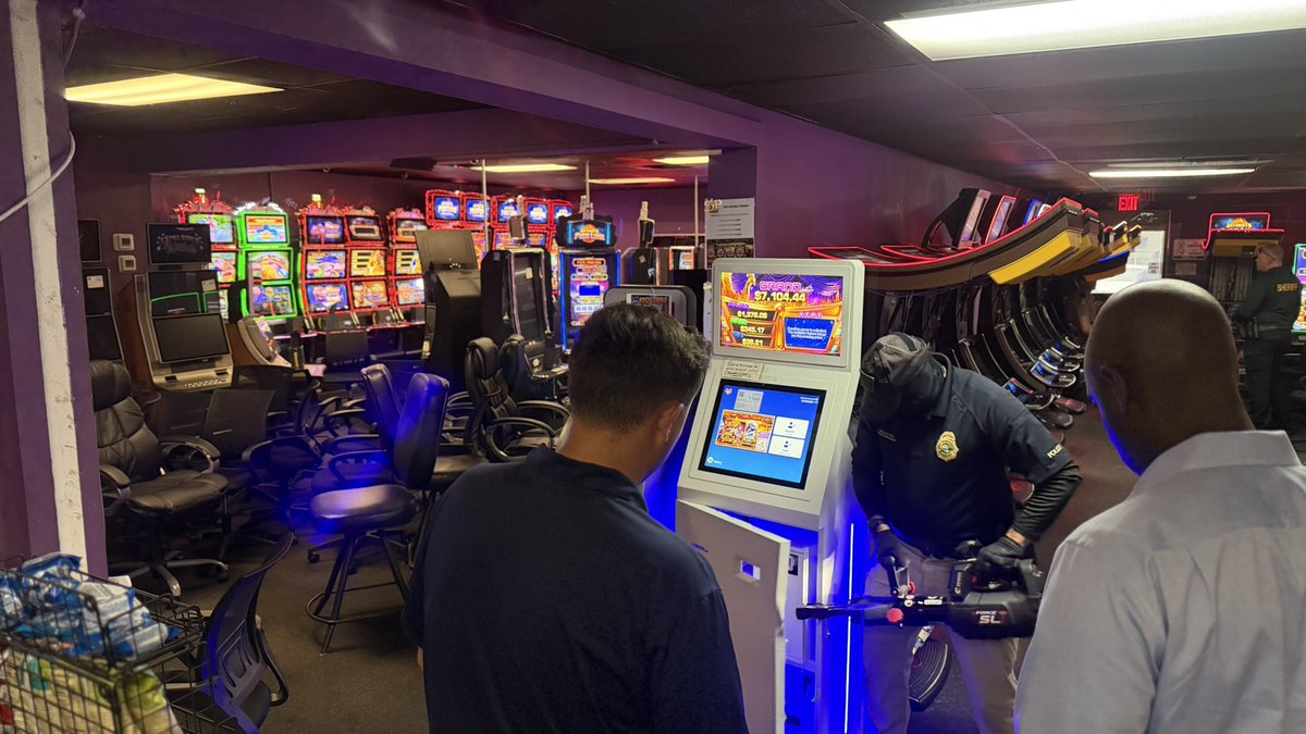 BernyJacques's tweet photo. Operation Final Spin 

Today, I joined a joint task force led by the Florida Gaming Control Commission to crack down on two illegal casinos in Pinellas County. This multiagency law enforcement operation resulted in the seizure of approximately 170 illegal slot machines and nearly $250,000 in cash. Illegal gaming is a scourge on our community, and I applaud the officers for their excellent work.