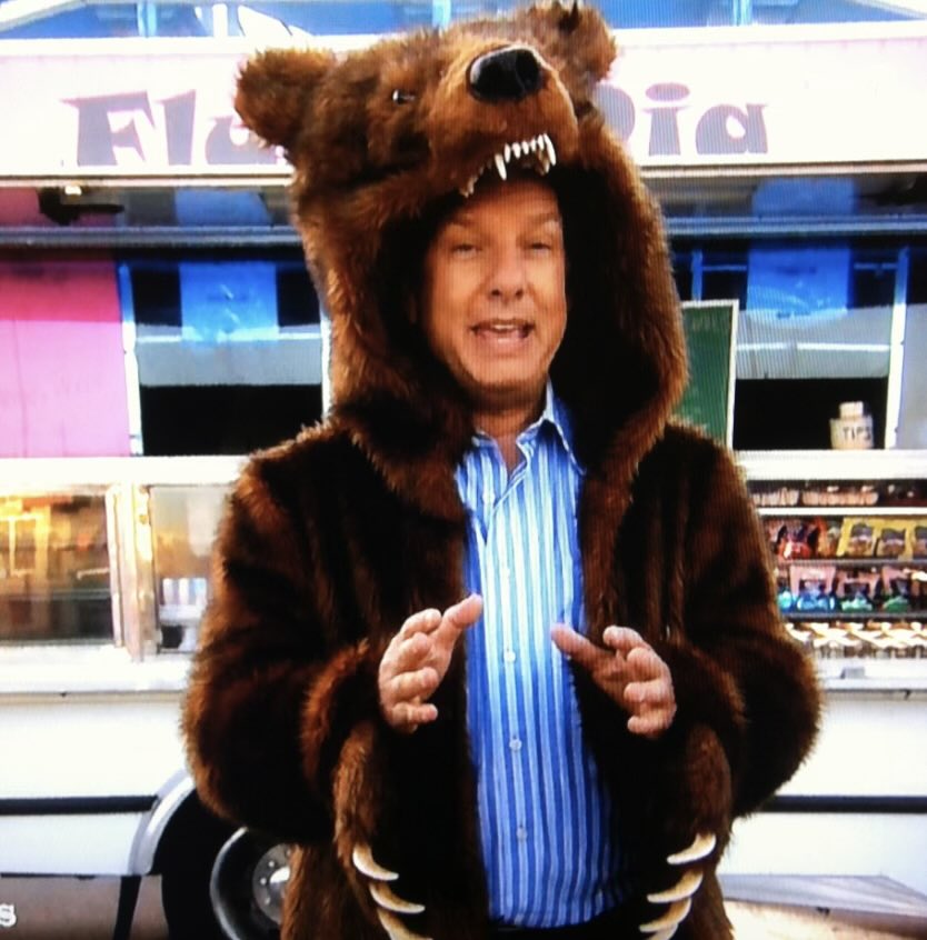 hackman_10's tweet photo. @PFTCommenter Rog lookin like Temu Marc Summers https://t.co/5GBhgBdvhJ