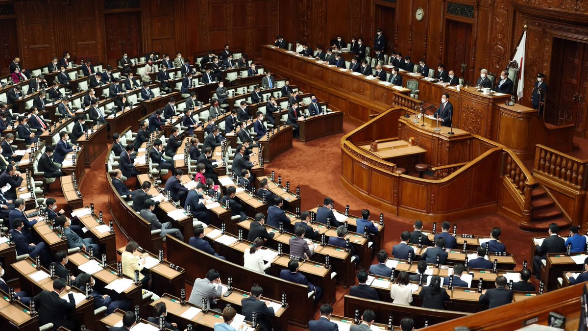 Tanakaseiji14's tweet photo. 国民「30年賃金が上がりません」
国会議員「1年で490万上がりました」

ふざけんなって思う人！🙋‍♀️！ https://t.co/EoYG5eBEAJ