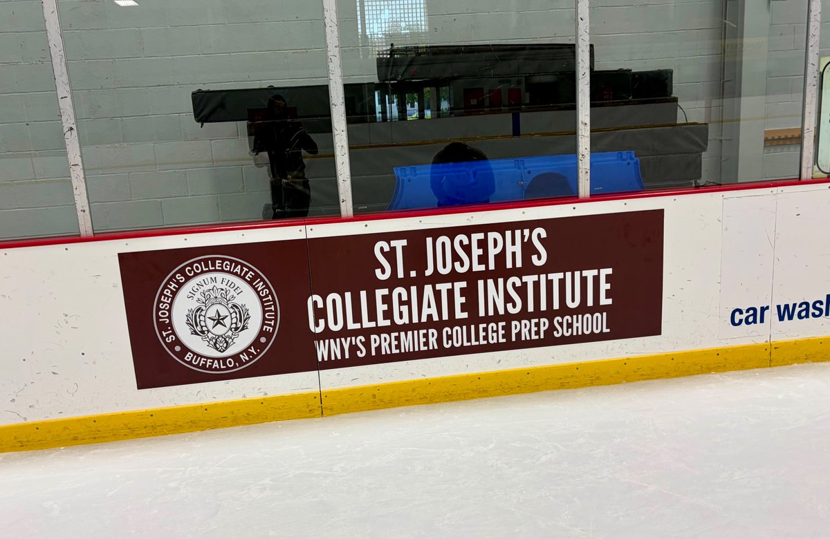GibbyGroup's tweet photo. Completed another exciting dasher board sponsorship and installation with @SJCI / @SJCIAthletics at Northtown Center and North Buffalo Ice Rink! https://t.co/X1bTOHEpwY