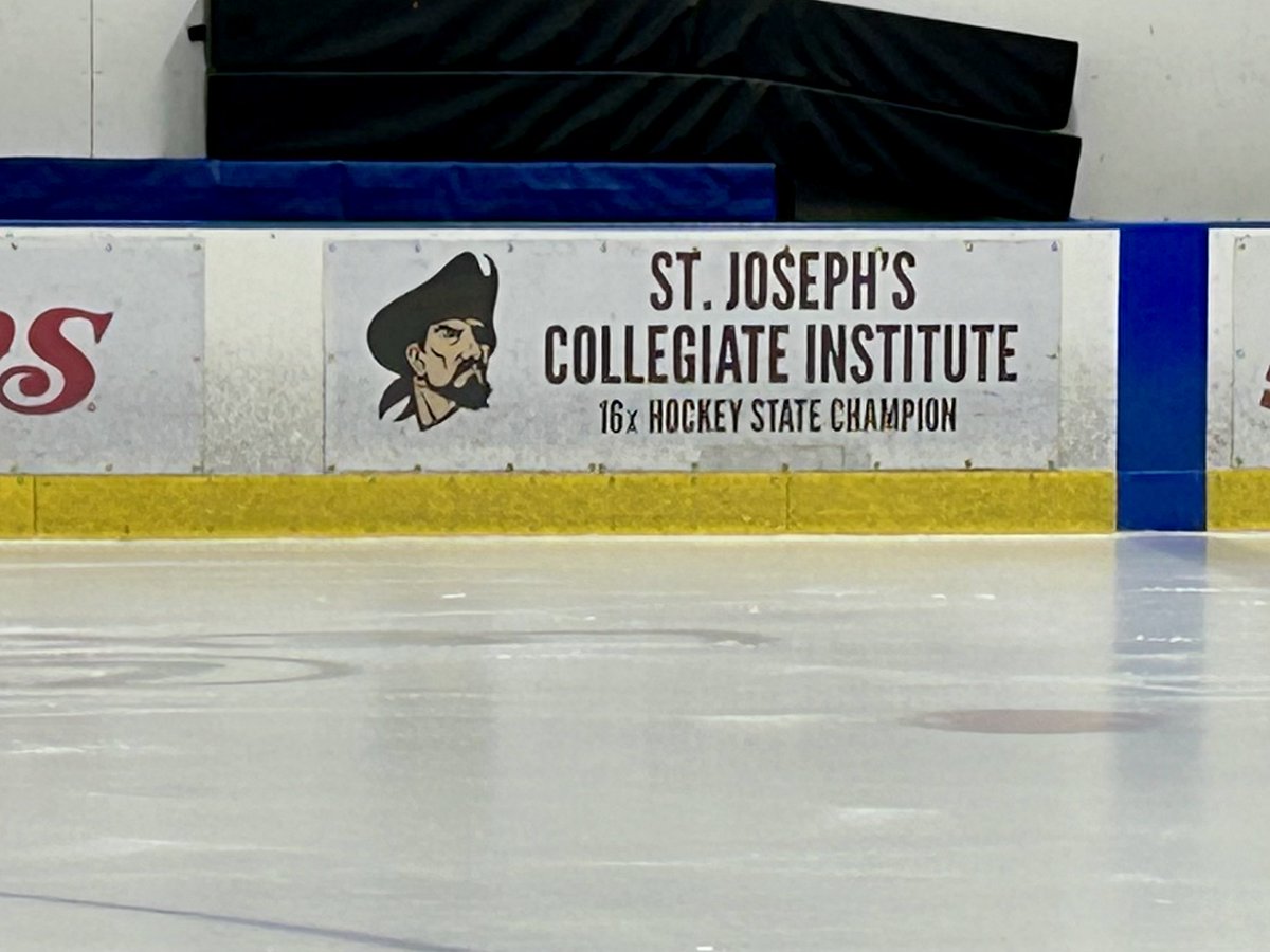 GibbyGroup's tweet photo. Completed another exciting dasher board sponsorship and installation with @SJCI / @SJCIAthletics at Northtown Center and North Buffalo Ice Rink! https://t.co/X1bTOHEpwY