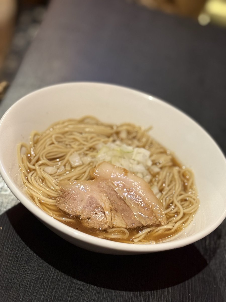artingale's tweet photo. 本日11:45〜13:30

鯖煮干しラーメン🍜

よろしくお願いします🙇

#ラーメン　#煮干し　#板橋区 https://t.co/0G5dmiyrlr