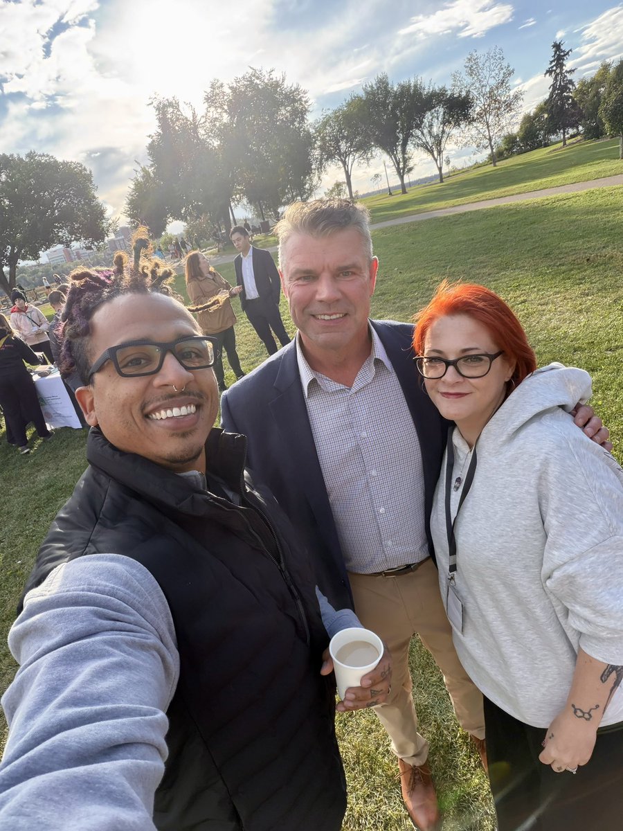 AFPAElliott's tweet photo. Today, on World Suicide Prevention Day, let’s remember: mental health touches us all. Check in. Listen. Take time for yourself and those you love. You matter, and so do they.
Thank you to Bridge of Life for inviting me to your awareness event. #yeg #yegcc #BridgeOfLife https://t.co/r0FL1RCDoB