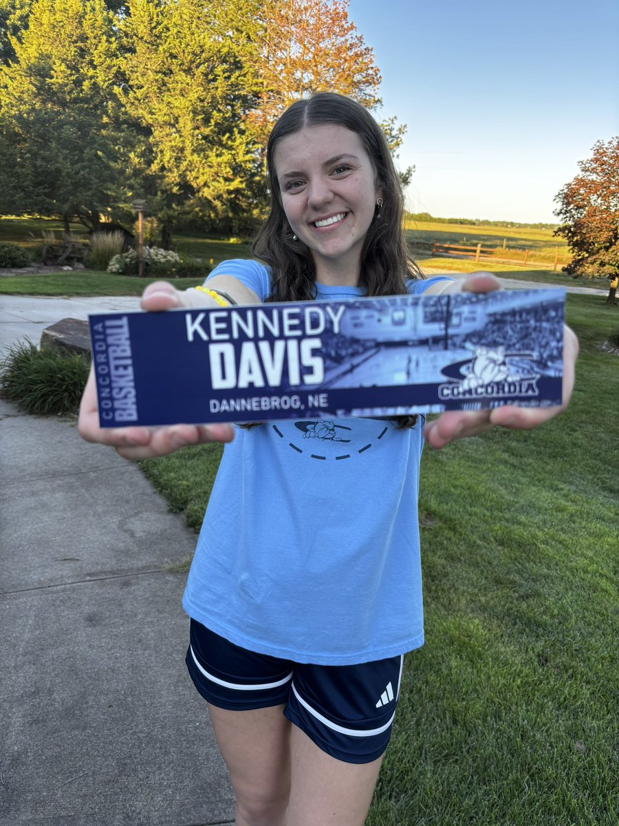 Ken_davis0824's tweet photo. I am extremely excited and blessed to announce that I will be continuing my academic and athletic career playing basketball at Concordia!! I’m so grateful that I get to continue the sport that I love to play!  @CUNE #GODAWGS💙🐶 https://t.co/xf0FrAxu0e
