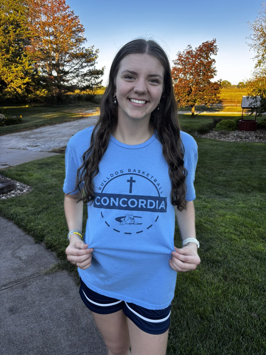Ken_davis0824's tweet photo. I am extremely excited and blessed to announce that I will be continuing my academic and athletic career playing basketball at Concordia!! I’m so grateful that I get to continue the sport that I love to play!  @CUNE #GODAWGS💙🐶 https://t.co/xf0FrAxu0e