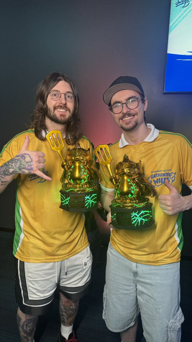 Danielsmarconn's tweet photo. O Brasil é bi campeão mundial de TFT https://t.co/l9MpB2xzKv