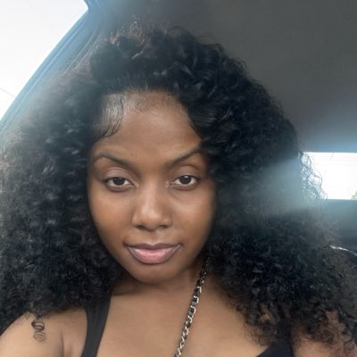 TaylorReneeL's tweet photo. #NewProfilePic https://t.co/B2H5vUjuQ2