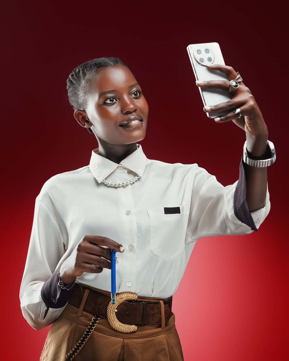 BDirector89552's tweet photo. Commercial photoshoot i shoot earlier but forgot to post them. @tecnomobileug
Disclaimer: This commercial campaign photoshoot for #tecnomobile is unofficial, I just did it out of passion.

Photographed by @BDirector89552
Assisted @isi_ha_k
Model @tsema 
#advertisingphotographer https://t.co/Md6bEsx1dS