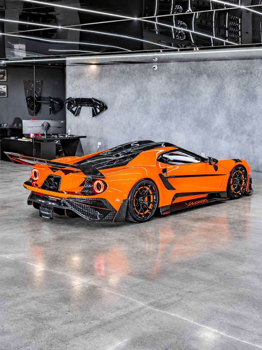 TorqueSociety's tweet photo. Ford GT by LeMansory. V6 3.5L EcoBoost biturbo llevado hasta unos brutales 700 CV y 840 Nm. Carrocería ensanchada en fibra de carbono, aerodinámica extrema y producción limitada a solo 3 unidades.

#FordGT #Bogotá #Medellín #Barranquilla #Ibagué https://t.co/GpcMjwAKKb