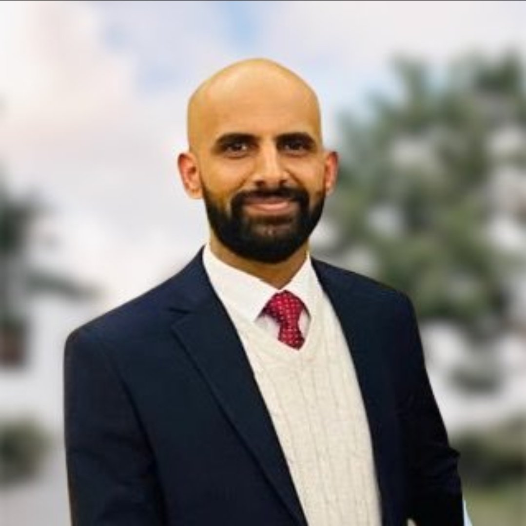 abozyadsaad's tweet photo. الأستاذ بدر بالعبيد ..

شخصية مقدرة ومحترمة لدى جميع الرياضيين الاسيويين عامة والسعوديين خاصة إلا "  جمهور النصر " ..

تجي تسأل النصراوي .. طيب ليه ..؟!!
يقول لك :
ما كتب أن لنا بطولة" دوري أبطال آسيا "  😡😡

- هذا بالله كيف تتفاهم معه ..؟!! 🤷‍♂️

@BadrBalobaid https://t.co/Vf3MqTPgMA