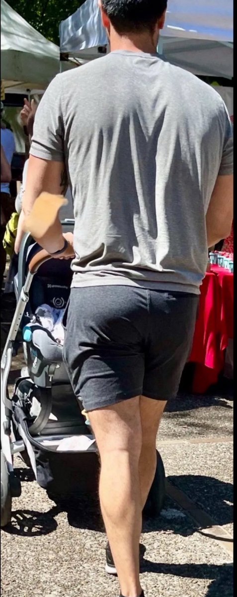 SpecialStepdad's tweet photo. Dad on the streets …getting munched in the sheets

And since he follows me here, I’m sure he will see the amount of love his buns get!

To see me and other naughty dads in the sheets, DM to buy my videos! https://t.co/nWwKg0AiHB