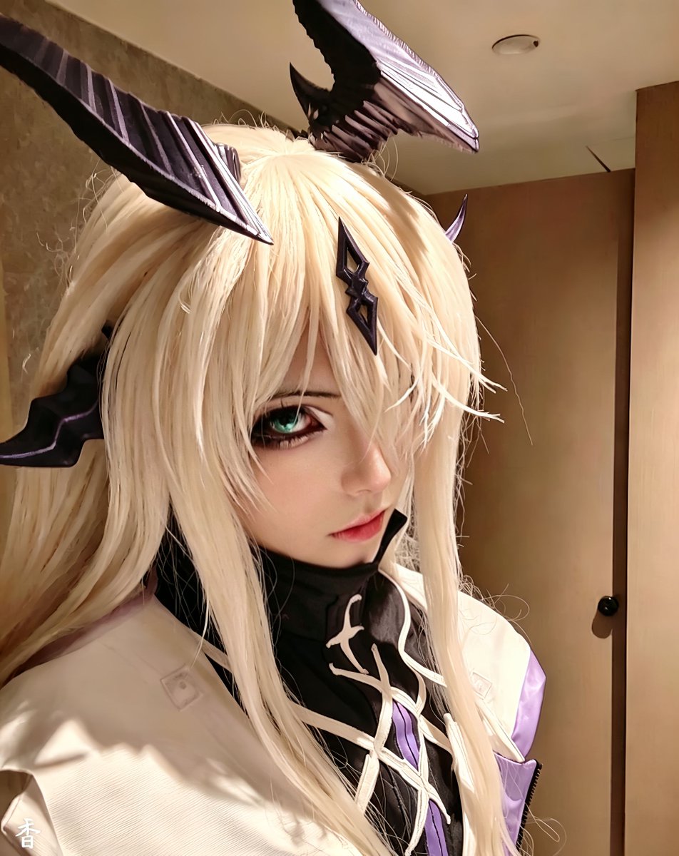 xiangxiang530's tweet photo. ：Look into my eyes。——组队讨伐恶龙（1/100） https://t.co/YKOYubOdDE