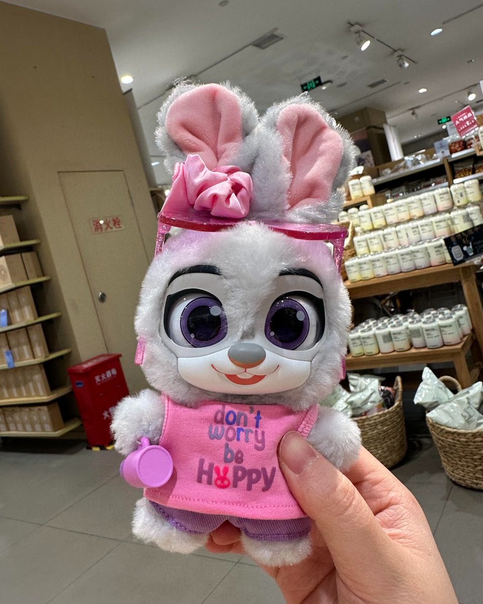 aumpatha's tweet photo. Zootopia ของป็อบมาร์ทน่ารักมากอะ
มีหลายชุดมากแบบมากเลยอ่ะเลิฟเลยค่า