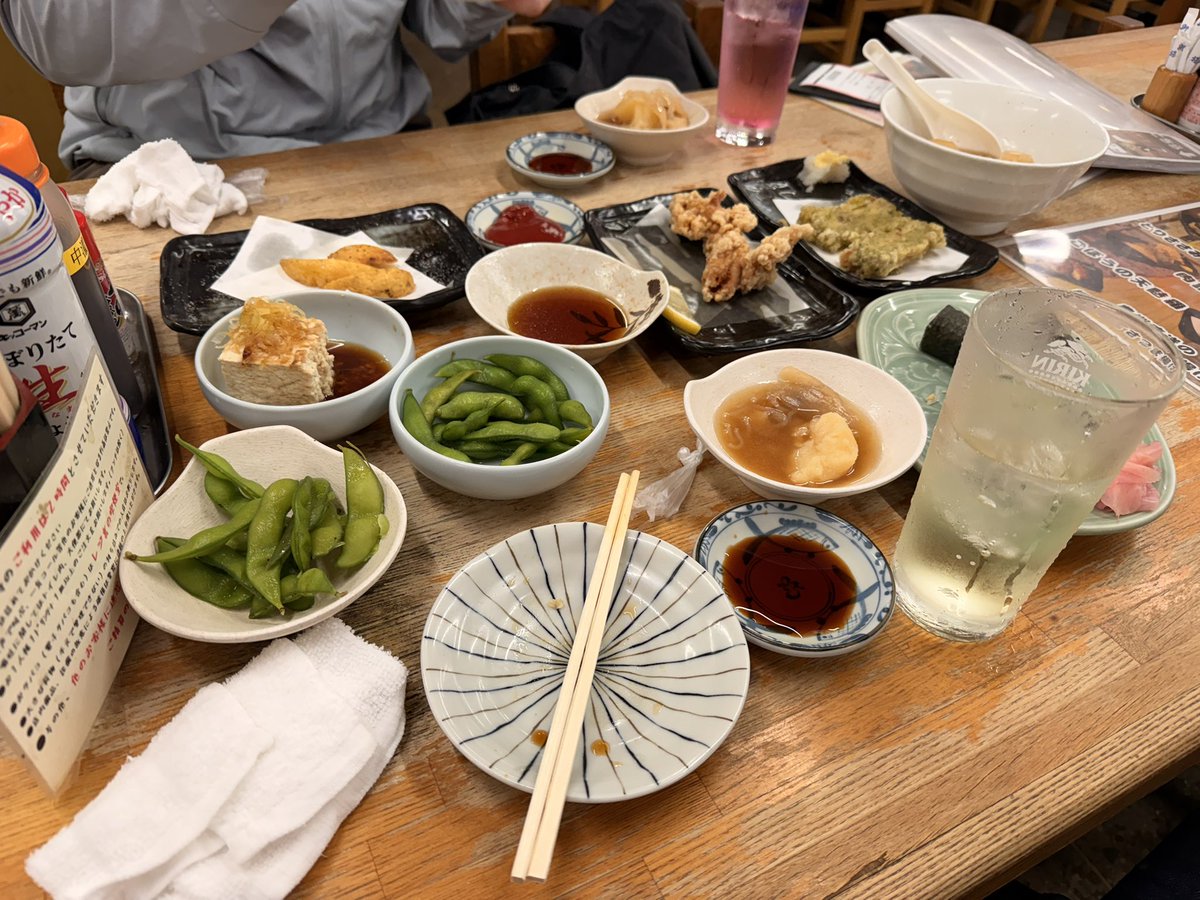 Godu_tan's tweet photo. この時間から飲む幸せよ https://t.co/6Kz5WXLTZI