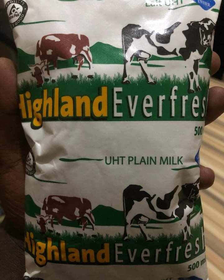 SEBWENGE's tweet photo. Njye nkumbuye ayangaya shaahu. 

Noneho nibutse igihe zombi zaguraga 500frw😭😭 I didn't appreciate those days enough https://t.co/mINuAV0hDo