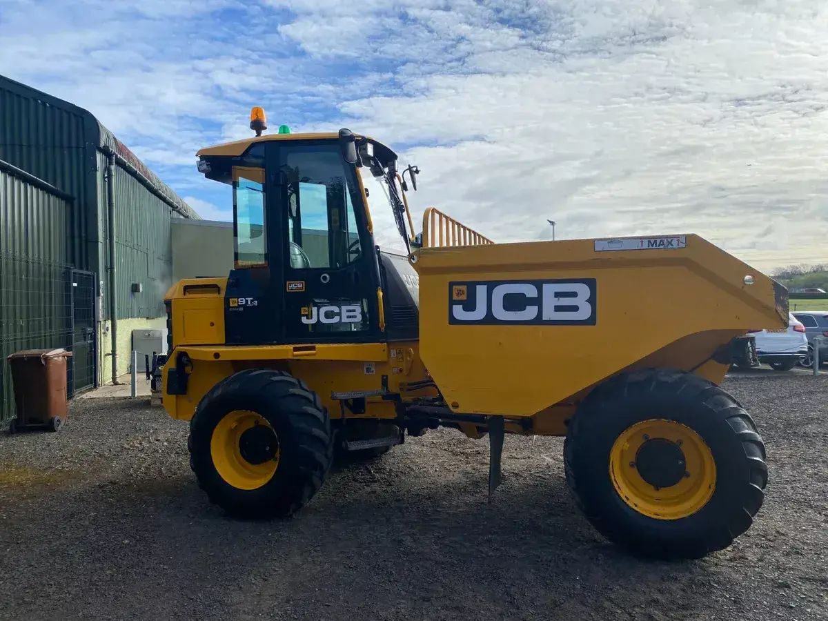 EquipmentSales8's tweet photo. FOR SALE: 2022 JCB 9T Dumper🔥

✔️ Front Tip Skip
✔️ 55kw Engine Stage V
✔️ Road Light Kit
✔️ Power Shuttle Transmission

📍 United Kingdom > Antrim

Find out more on our website 👉 https://t.co/wjpmPEsUW3 https://t.co/TzNLsxmvPY