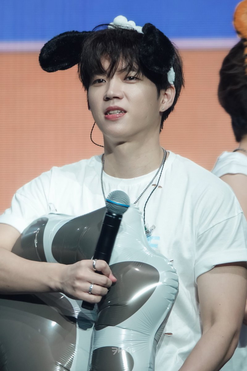 takeanifntbreak's tweet photo. 20260906 INFINITE FAN MEETING [무한대집회Ⅴ] in MACAU

#인피니트 #INFINITE #무한대집회V
 #남우현 #NAMWOOHYUN https://t.co/Sxq9jCaUWf