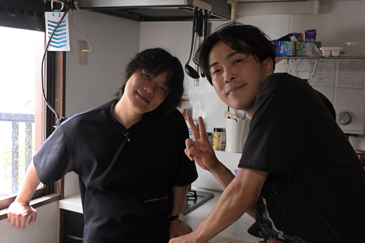rgb9_'s tweet photo. TBSチャンネル１『 #９番街テレビ2 』  🚶

思い出の街“西新宿五丁目”で街ブラ

昔住んでいた家へ🏠
上京したての懐かしエピソード盛りだくさん！

  #京極風斗 #なかむらしゅん #9番街レトロ 
９月22日（火）夜9時〜放送📺 https://t.co/reBJkRHnL6