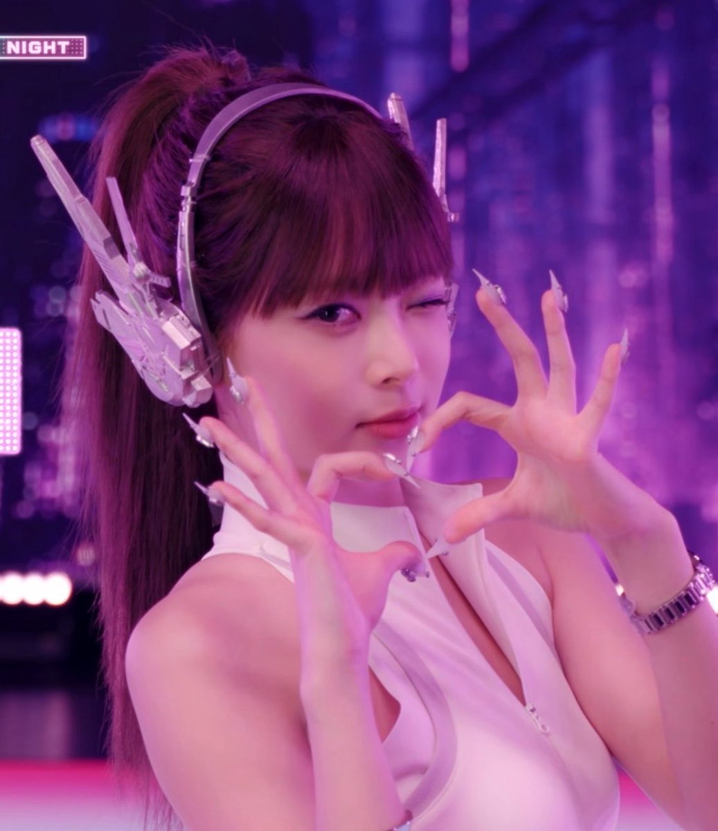 echaerubim's tweet photo. 2023                                   2026 https://t.co/KAmnMslw7s