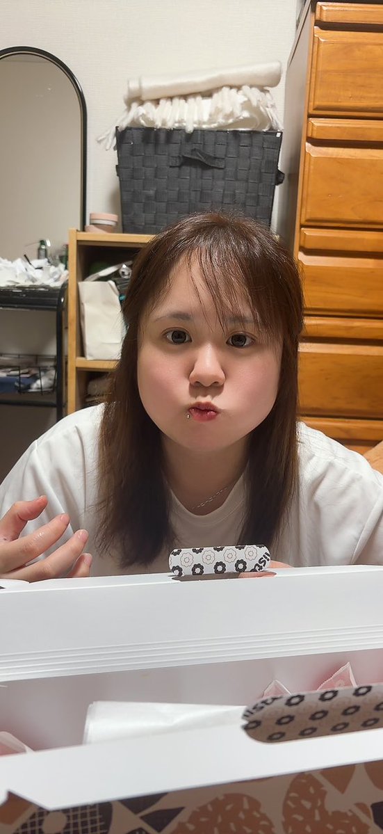 rarirurero_one's tweet photo. いつも口ぱんぱんに詰めてご飯食べてて可愛い https://t.co/QBLmbHNNw1