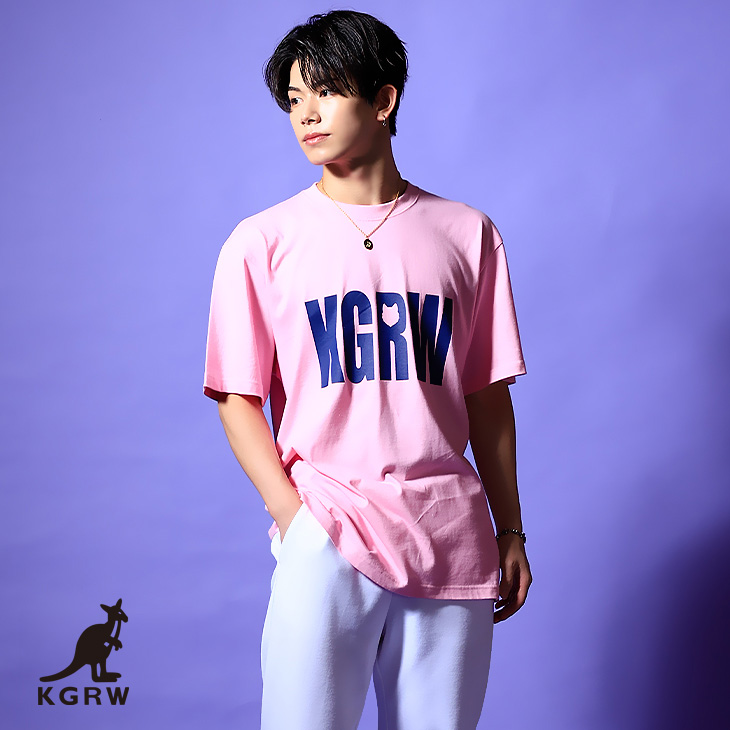 KANGOLREWARD's tweet photo. 今江陸斗さんとのコラボアイテムが
大好評予約受付中🐺💖

脱いだり羽織ったり・・・
温度調節しやすいZIPパーカーはこれからの季節にオススメのアイテムです🍁

詳細・ご購入はコチラ🎁
https://t.co/7Vx8mnPp7E
#KANGOL #KANGOLREWARD #KGRW #カンゴール #今江陸斗 https://t.co/Av8OfkFVLM