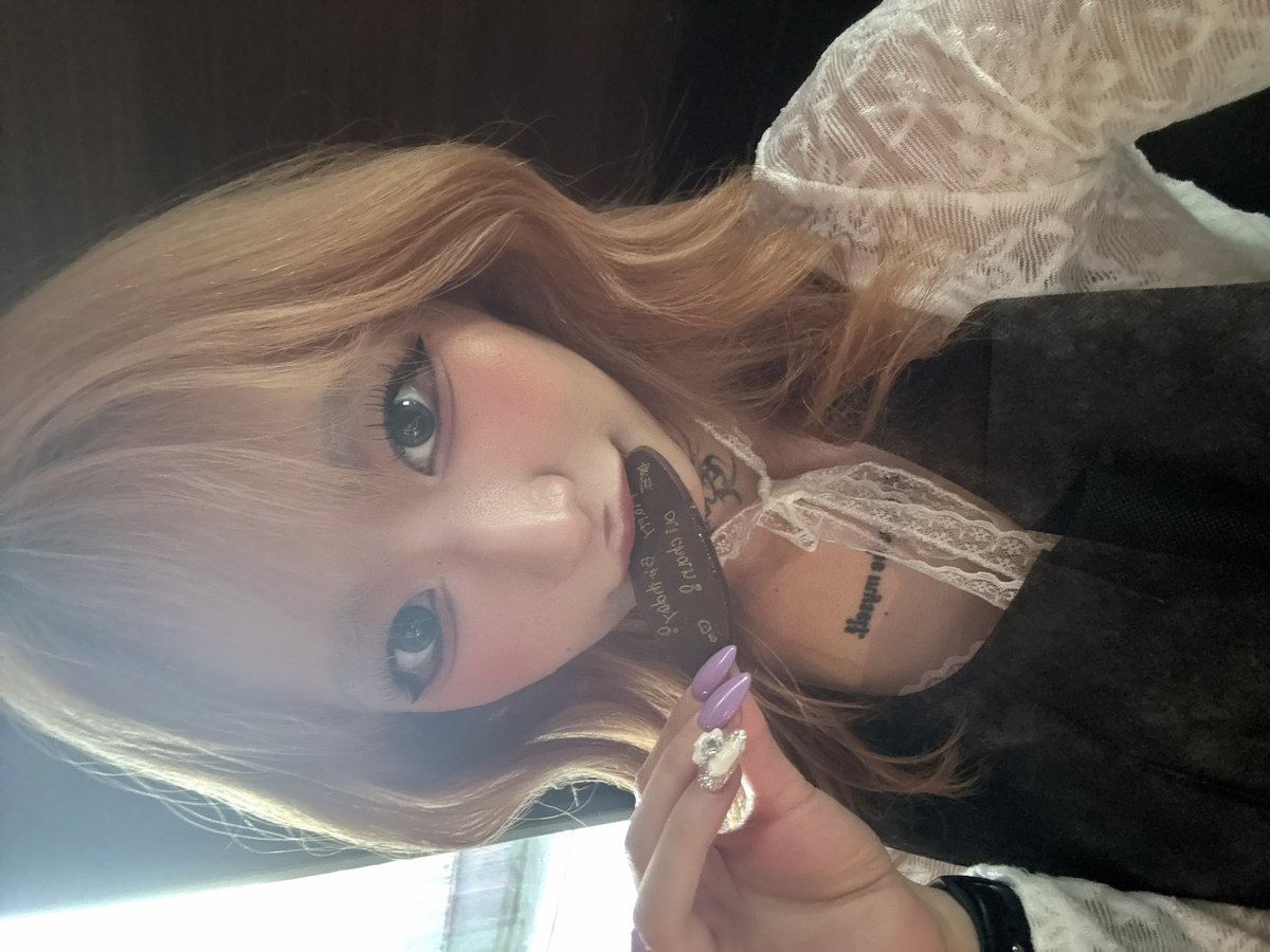 ai_burlesque's tweet photo. おはようございますっ！
今日デビューのあいです👸🏻

今から緊張してて全然寝れませんでした💦
一生懸命頑張ります🔥

#バーレスク大阪 #burlesqueosaka #ショーガール https://t.co/uiDINOFhgd