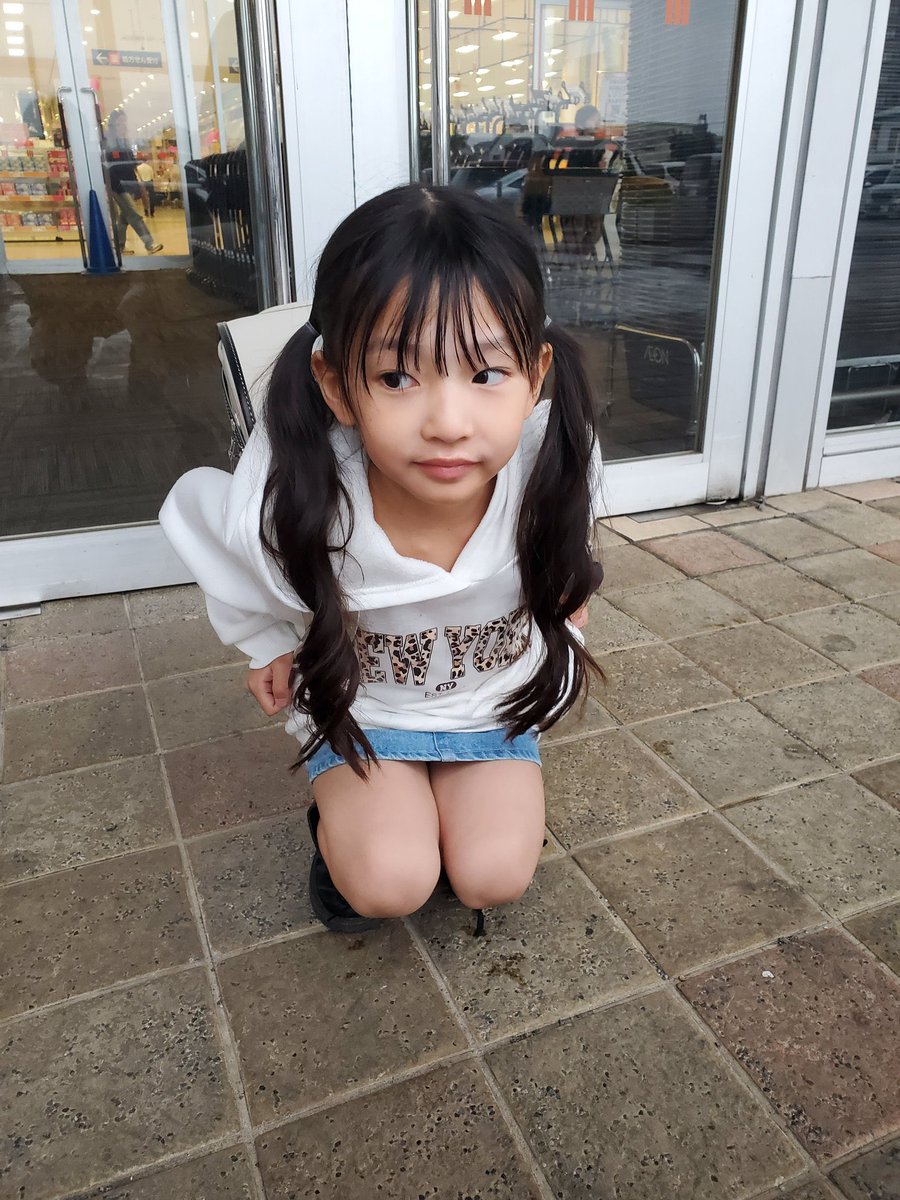 rori_lori_'s tweet photo. #思わず我慢できなくなっちゃうロリ4枚貼る https://t.co/dI0OLf87h6