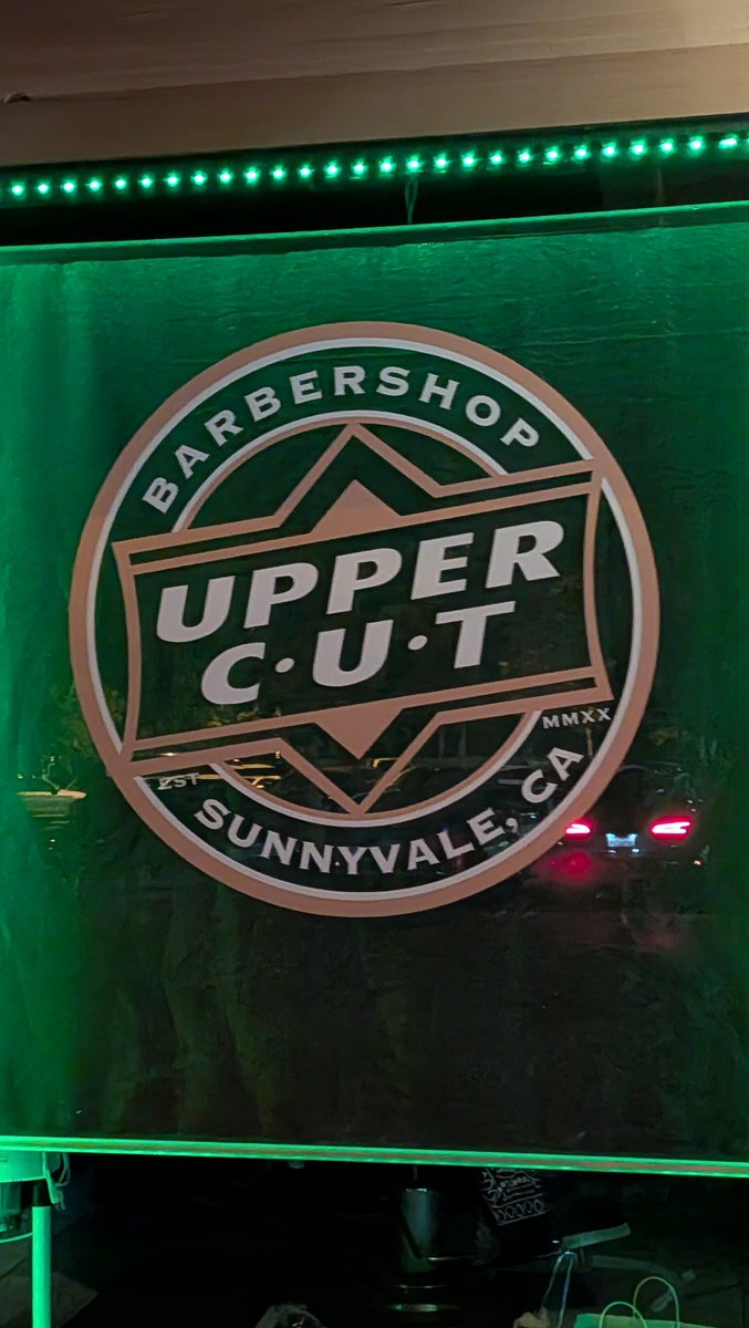 akuls13y's tweet photo. @virendersehwag new business in the US? 😀 https://t.co/lOcYOrCQWX