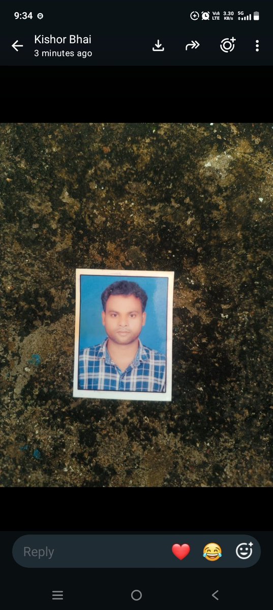 BudhaBichar's tweet photo. Train Number 22881 Missing Thise man Secunderabad station to Before please compliment my issue 
@RPF_INDIA https://t.co/GFKSrxKFgk