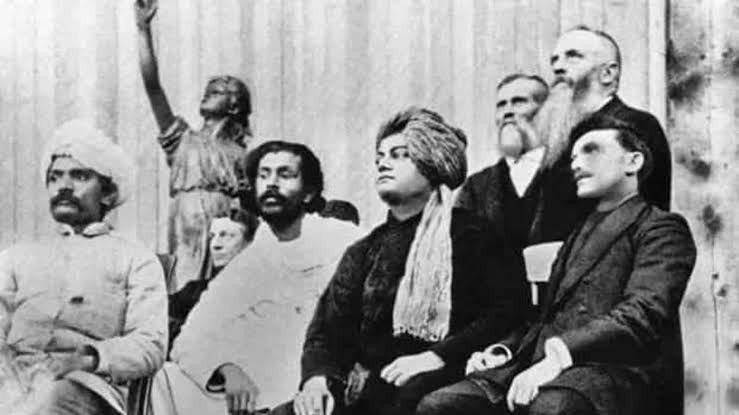 N_RamchanderRao's tweet photo. 1893 సెప్టెంబర్ 11 భారత చరిత్రలోనే కాదు, ప్రపంచ చరిత్రలోనూ చిరస్థాయిగా నిలిచిపోయిన రోజు. చికాగోలో జరిగిన ప్రపంచ మత మహాసభ వేదికపై స్వామి వివేకానంద  భారతదేశ శాశ్వత ఆధ్యాత్మిక సందేశాన్ని ప్రపంచానికి వినిపించిన చారిత్రక సందర్భమది.

తన శక్తివంతమైన వాక్కుతో భారతీయ సంస్కృతిలోని ఆధ్యాత్మిక ఔన్నత్యాన్ని, సాంస్కృతిక వైభవాన్ని, మన నాగరికతలోని అపారమైన జ్ఞానసంపదను స్వామి వివేకానంద ప్రపంచానికి పరిచయం చేశారు. విశ్వమానవ సౌభ్రాతృత్వం, కరుణ, సామరస్యం గురించి ఆయన అందించిన సందేశం ‘వసుధైవ కుటుంబకం’ అనే భారతీయ జీవన దృక్పథానికి నిజమైన ప్రతిరూపంగా నిలిచింది.

శతాబ్దానికి పైగా కాలం గడిచినా, ఆయన ఆలోచనలు నేటికీ మనలో ఆత్మవిశ్వాసాన్ని, దేశభక్తిని పెంపొందిస్తూ, సమాజం మరియు దేశం పట్ల సేవాభావంతో ముందుకు సాగేందుకు నిరంతరం స్ఫూర్తినిస్తున్నాయి.

ఈ చారిత్రక దినాన్ని పురస్కరించుకుని, తరతరాలకు మార్గదర్శకంగా నిలుస్తున్న స్వామి వివేకానందకు నా వినమ్ర నివాళులు.