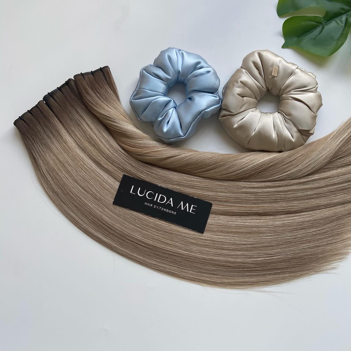 costarcd's tweet photo. Lucidame® Hair Factory

All our hair is cut from a single young, healthy donor, with cuticles aligned in the same direction. It remains intact, shed-free, tangle-free, and can last 1–2 years with proper care. https://t.co/hOrhxhdIYB