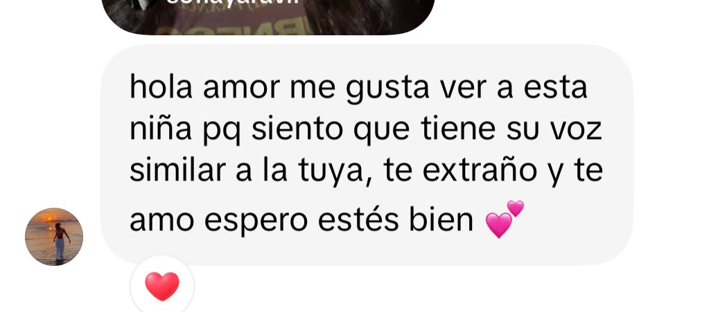 vaalvidal_'s tweet photo. el amor tan profundo de hermandad que hice con mis amigas de la prepa NUNCA tendrá comparación 😭 https://t.co/ijNS3OsQKX