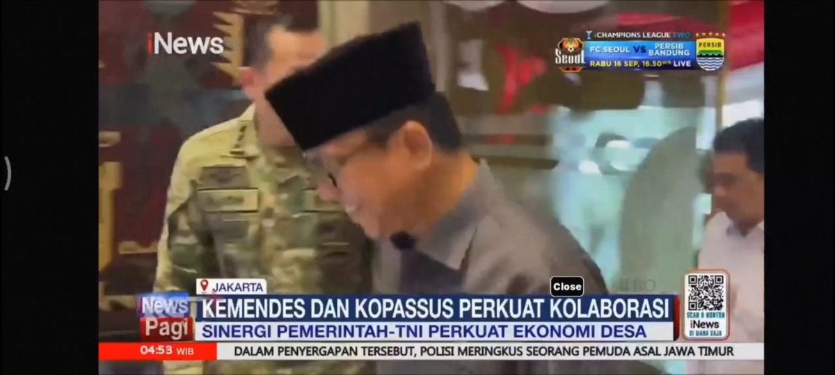DLulung's tweet photo. BERSATU MEWUJUDKAN kemakmuran desa bersama kemanunggalan TNI dengan warga desa adalah wujud penguatan ketahanan negeri yang nyata.. @kemendespdt @setkabgoid #KemendesPDT
#BangunDesaBangunIndonesia
#BPSDMKemendesPDT #TPPKerjaBerdampak https://t.co/UDctFHV372