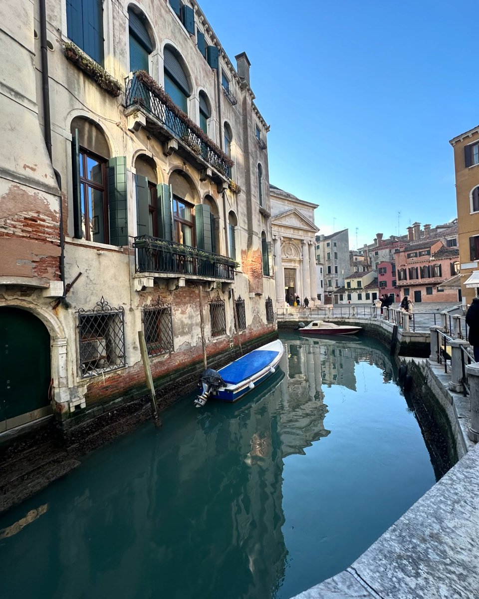 MardensFill's tweet photo. Magical and unique Venice. You’ll fall in love at first sight. https://t.co/mt5yTQgCZH