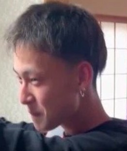 sinoaki3's tweet photo. 相模原高校生殺人事件
被害者の高校生清水刹那さんのバイクに同乗していた
中学生への暴行容疑で
少年４人を逮捕

この事件、被害者は自動車に追われていたと思いますが
自動車の免許の交付は１８歳の成人になってからです
誰がこの自動車を運転していたのでしょうか
または無免許運転の可能性もありますが
また、この自動車の所有者は誰だったのかも気になるところですね
tps://news.livedoor.com/article/detail/32298248/