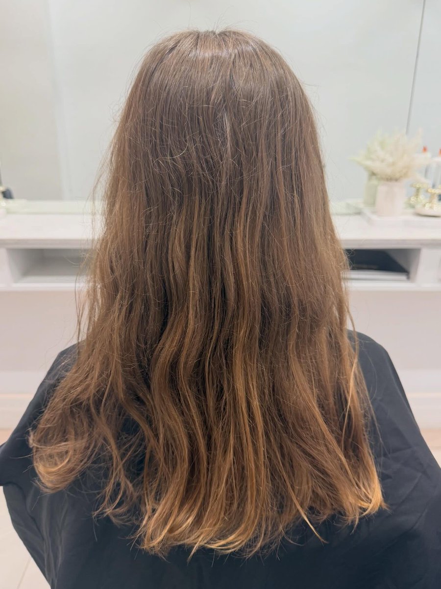 LeandrinHo_69's tweet photo. Blonde hair goddess energy. Before &amp; after that speaks for itself. Soft, bright, effortless—just how blonde should be. https://t.co/0QzfBDWazZ