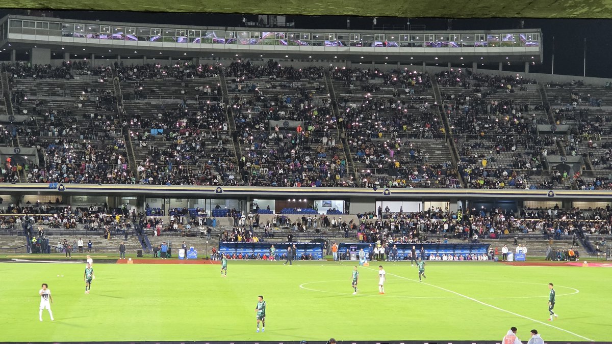 eldesconocido's tweet photo. Se acabo el partido.

El Club Universidad gana 3-1 al Club Leon. 11 puntos y ahora se visita al Guadalajara en el Akron.

Vamos a conferencia. 

@PumasMX #Pumas @Puma_VAVEL https://t.co/pMzW6YZS2r