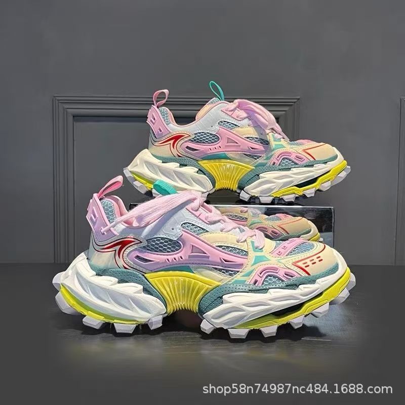 gear_outlet's tweet photo. Chunky. Leather. Elevated.👟

Shop now 👉 [https://t.co/mJil03dVtu]

Men's Dad Sneakers with a height-boosting sole for extra confidence in every step.

#DadSneakers #HeightIncreasingShoes #MensFashion #FashionLover #sneakers https://t.co/BkV3W8BZ1s