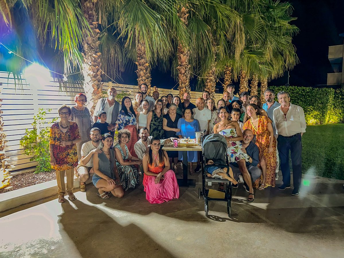 MichelineCij's tweet photo. We care about each other a lot… 
P. S. : not everyone was there. https://t.co/pT17roohJ1