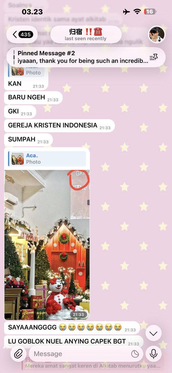 ziecshan's tweet photo. wkwk yap, semesta sekarang ngirimin gue pacar katolik &amp; china, ini mimpi basah lu kan nuel? stop jd sales agama nyuruh semua orang masuk katolik, gak usah terlalu di cowok katolik, china, pinter, brengsek, motoran mainin orang rokokan narkoboy, ketua gengster mafia. @cosmicrime https://t.co/Y8u3BtANbd
