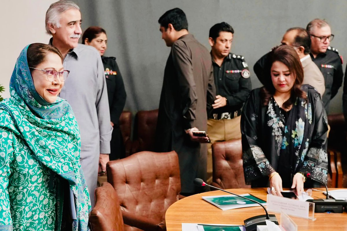 MpaAgha's tweet photo. A productive session along with Adi @FaryalTalpurPk &amp; official, focused on key issues related to law and order, narcotics control, rehabilitation initiatives, and public safety. Committed to working for a safer, stronger &amp; more prosperous Sindh

@BBhuttoZardari @BakhtawarBZ https://t.co/hiikNZbzPy
