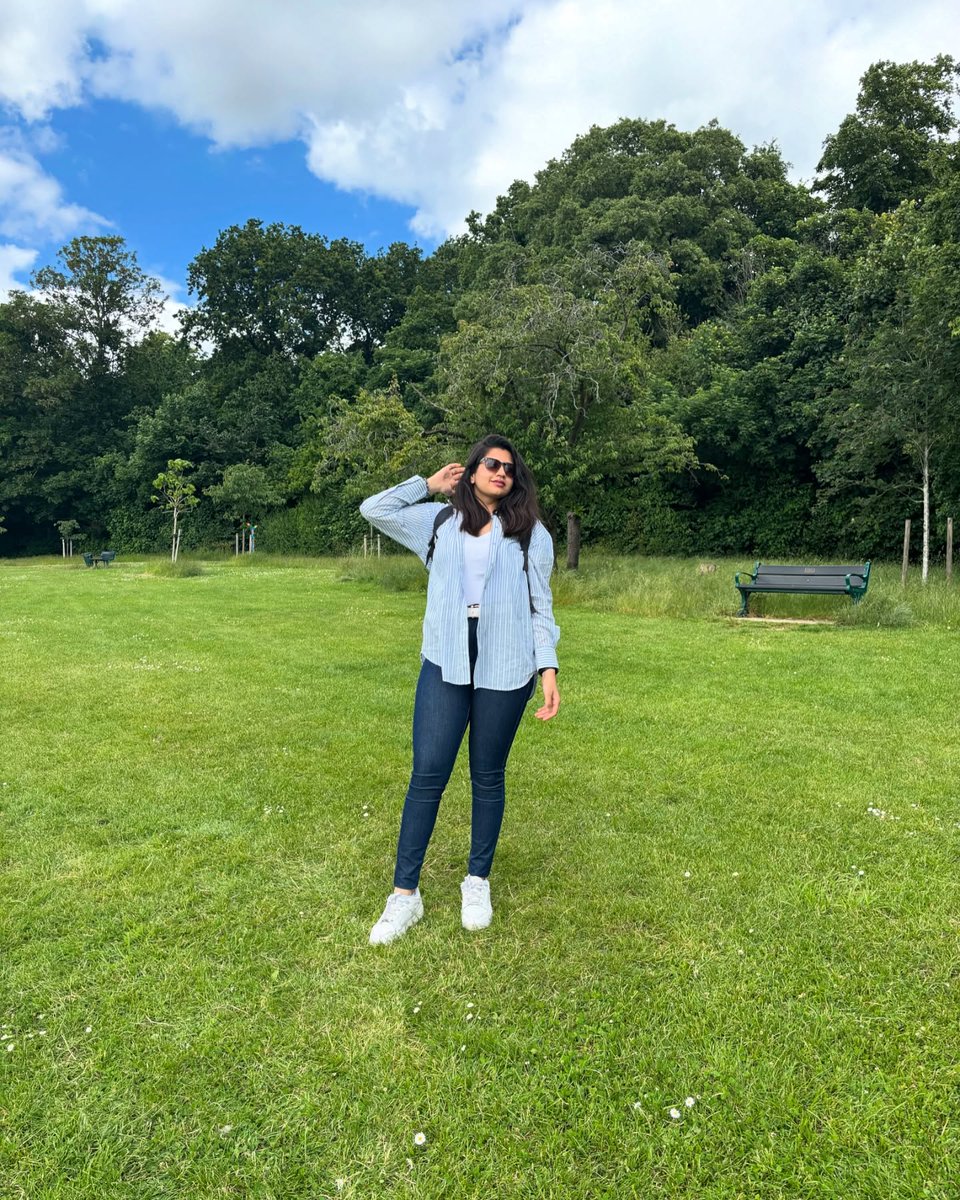 MeErA0312's tweet photo. Just enjoying the fresh air peaceful views and a little happiness. 🌿☁️💙 #FeelingFantastic #NatureLover #PeacefulMoments #HappyVibes #WeekendMood https://t.co/8hBVUF01or
