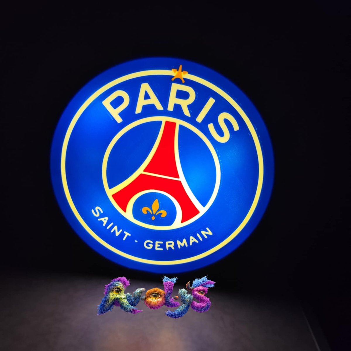 SelmaGuiles's tweet photo. Paris Saint-Germain decorative lamp – iconic logo. 12€ 
Diameter: 17 cm. Add a PSG touch to your home with this illuminated lamp featuring the legendary club logo. Perfect for a bedroom, living room, office, or fan space. A must-have gift for PSG https://t.co/ND3w2tHlHG