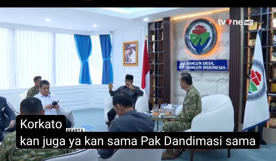 buanabiru24's tweet photo. BERSATU MEWUJUDKAN kemakmuran desa bersama kemanunggalan TNI dengan warga desa adalah wujud penguatan ketahanan negeri yang nyata.. @kemendespdt @setkabgoid #KemendesPDT
#BangunDesaBangunIndonesia
#BPSDMKemendesPDT #TPPKerjaBerdampak https://t.co/xxQke6yPRI