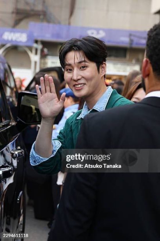 hobibooza's tweet photo. Wow memang handsome. https://t.co/cXWKJz3ODg