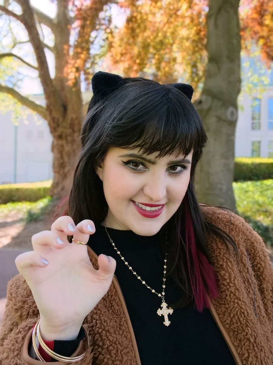 MatthyLanza's tweet photo. Meow https://t.co/VpJ36M6Ldz